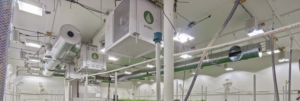 More Photos Of 1215 Wilbur St SE, Salem Service For Sale