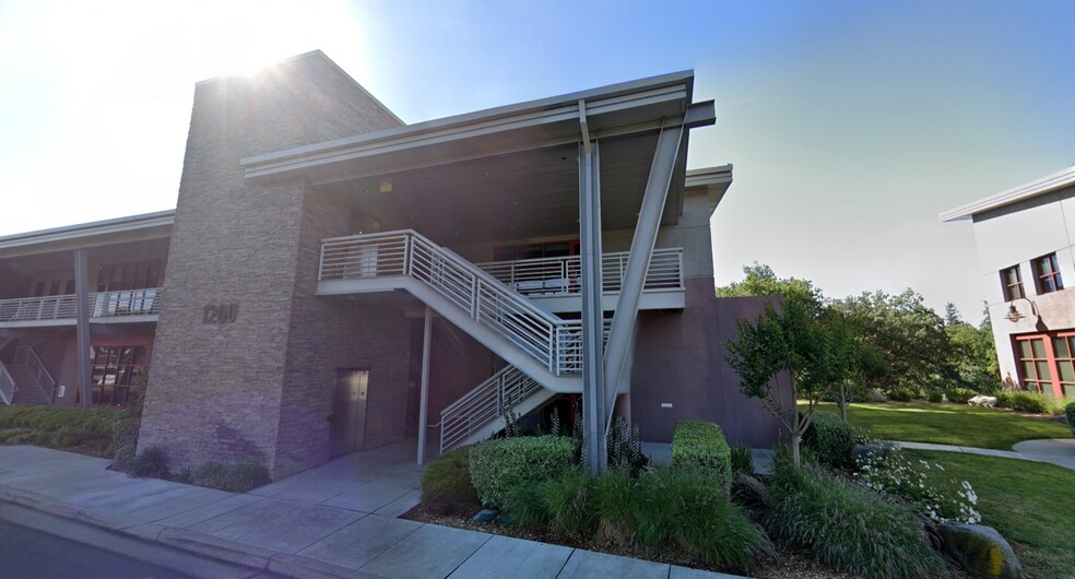 Primary Photo Of 1200 Scenic Dr, Modesto Office For Lease