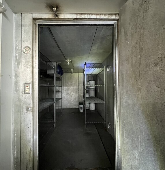 More Photos Of 15371 Highway 13 S, Hurricane Mills General Retail For Sale