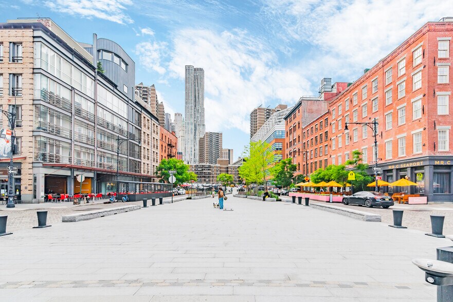 More Photos Of 25-27 Peck Slip, New York Multifamily For Sale