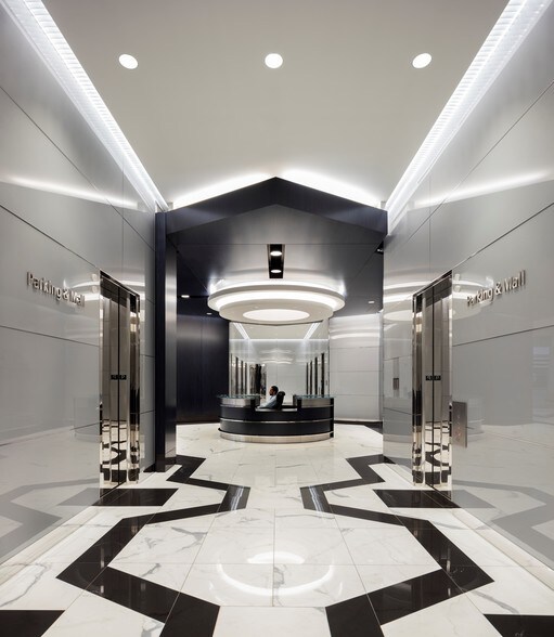 More Photos Of 1415 Louisiana St, Houston Office For Sale