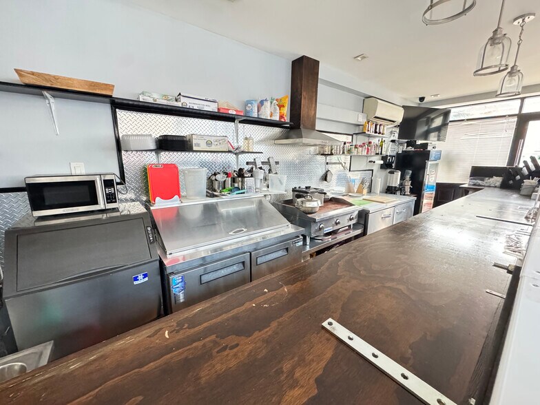 More Photos Of 703 Rogers Ave, Brooklyn Apartments For Lease