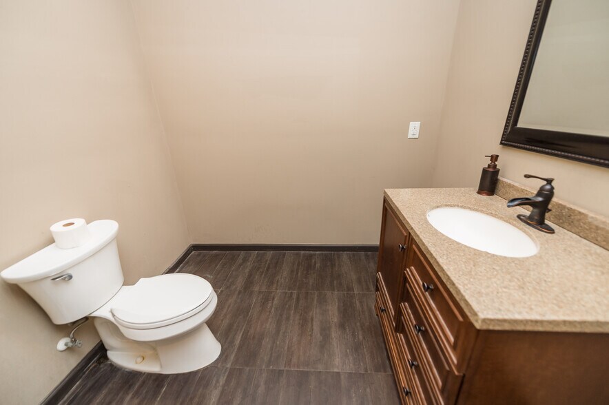 More Photos Of 2648 Rainbow Lake Rd, Inman Flex For Sale