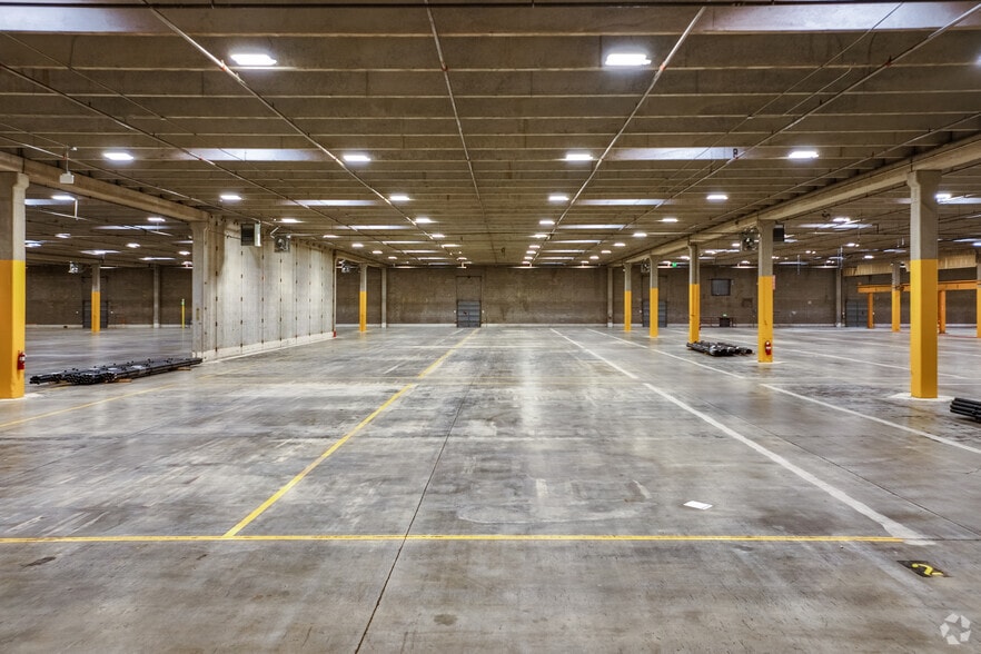 More Photos Of 4550 Kingston St, Denver Industrial For Sale
