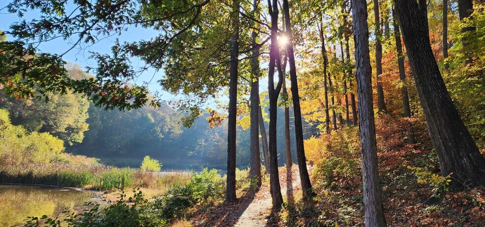 More Photos Of 6801 Governors Lake Pky, Peachtree Corners Office For Lease