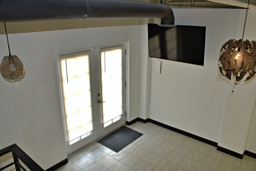 More Photos Of 2317 E Missouri Ave, El Paso Freestanding For Lease