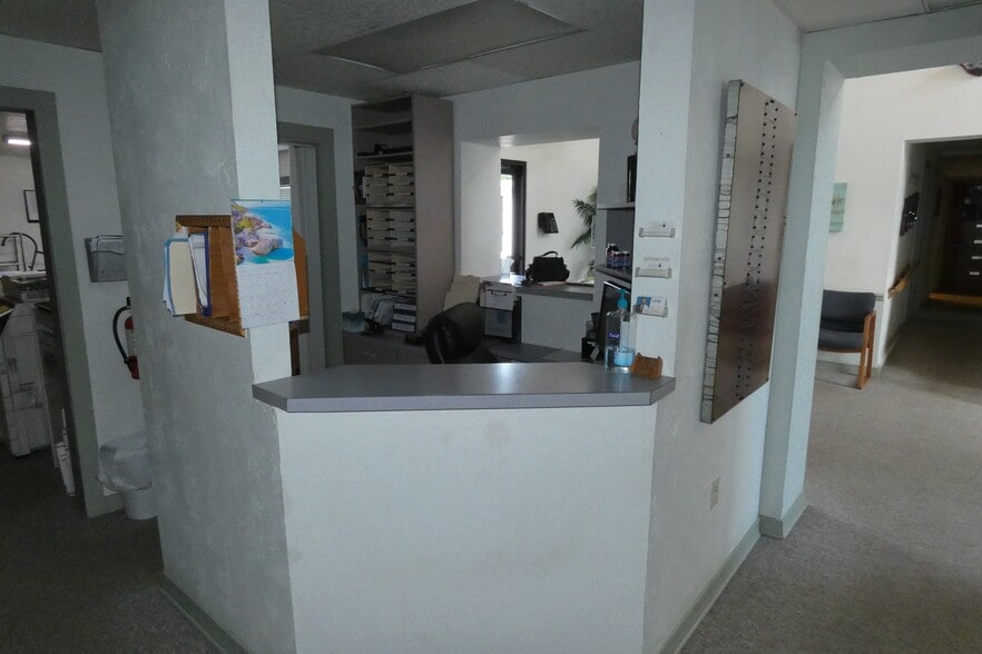 More Photos Of 5621 Central Ave, Saint Petersburg Medical For Sale