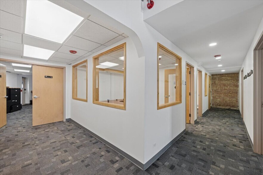 More Photos Of 6613-6621 Ogden Ave, Berwyn Storefront Retail Office For Sale