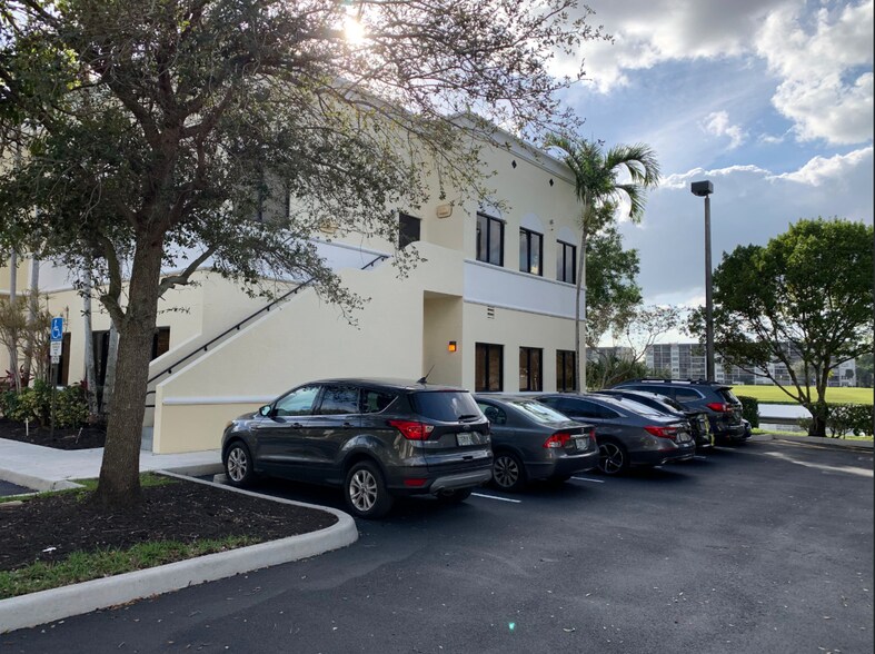 More Photos Of 7950 SW 30th St, Davie Medical For Sale