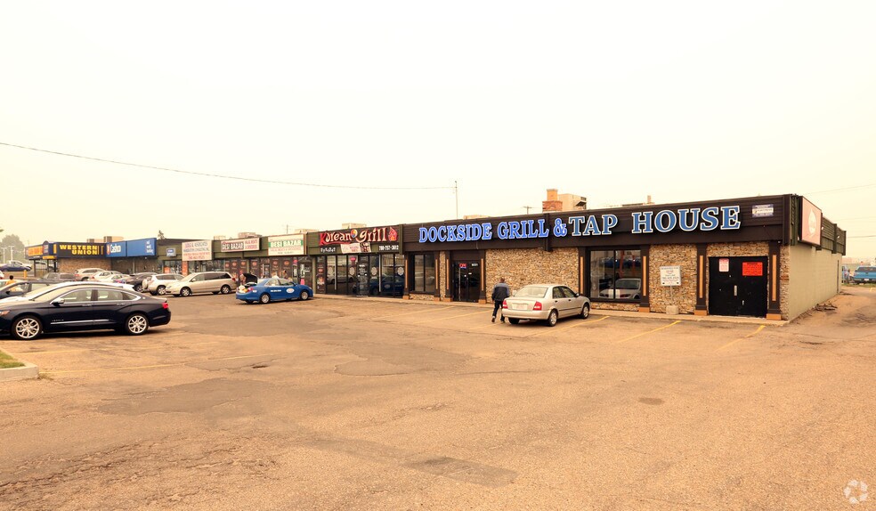 Primary Photo Of 9203-9221 34 Av NW, Edmonton General Retail For Lease
