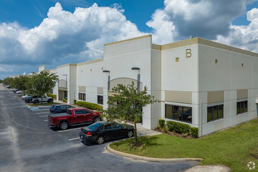 More Photos Of 4610-4630 Eagle Falls Pl, Tampa Warehouse For Lease