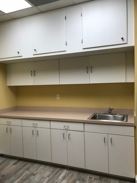 More Photos Of 110 Timberlachen Cir, Lake Mary Office For Lease