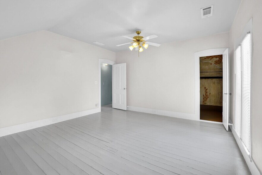 More Photos Of 134 Marble Mill Rd, Marietta Office For Sale