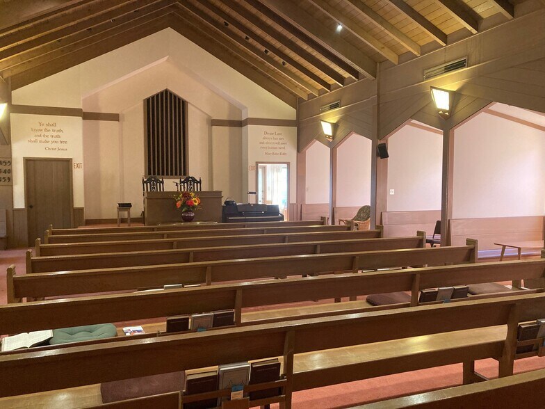 More Photos Of 1521 Spruce St, Berkeley Religious Facility For Lease