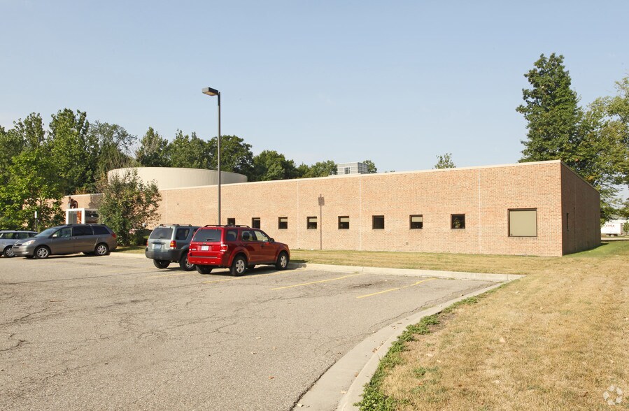 More Photos Of 6100 N Haggerty Rd, Canton Township Medical For Sale