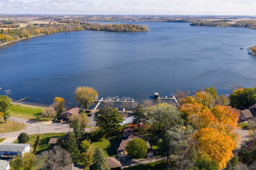 More Photos Of 805 Main St, Madison Lake Restaurant For Sale