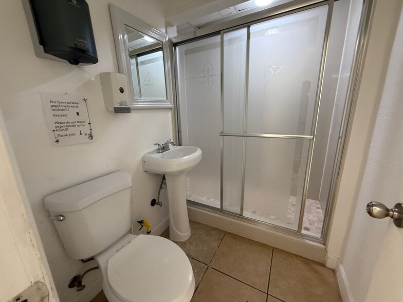 More Photos Of 801 Monterey St, Coral Gables Medical For Lease