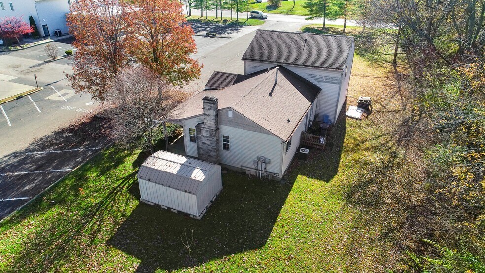 More Photos Of 2048 N Morton St, Franklin Office For Sale