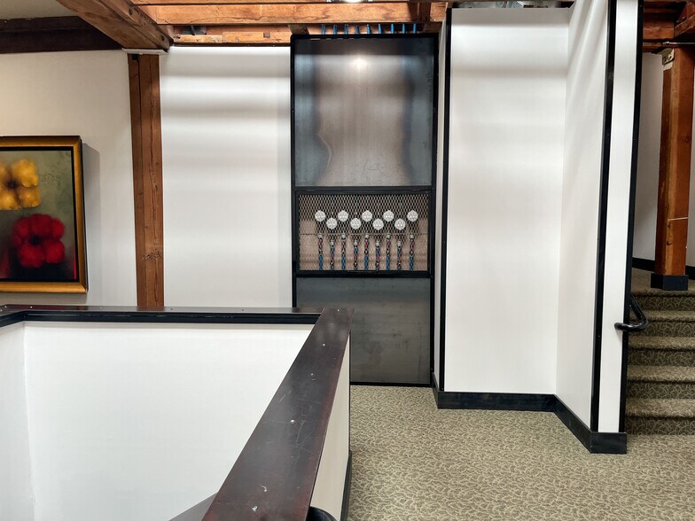 More Photos Of 249 Liberty St NE, Salem Storefront For Lease