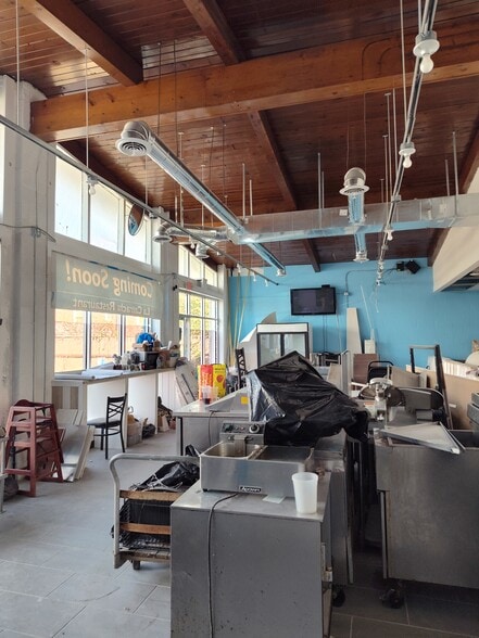 More Photos Of 6825 Richmond Hwy, Alexandria Freestanding For Sale