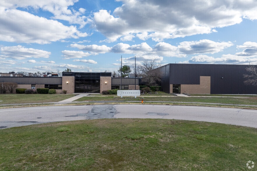 More Photos Of 1 Norfolk Ave, South Easton Research And Development For Lease