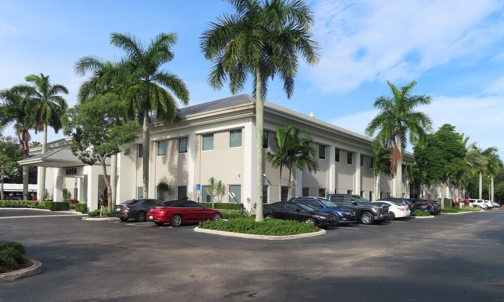 More Photos Of 6056 Boynton Beach Blvd, Boynton Beach Medical For Lease
