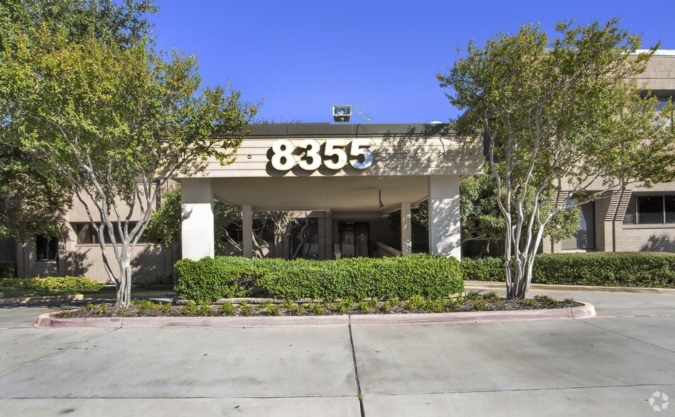 More Photos Of 8355 Walnut Hill Ln, Dallas Medical For Sale