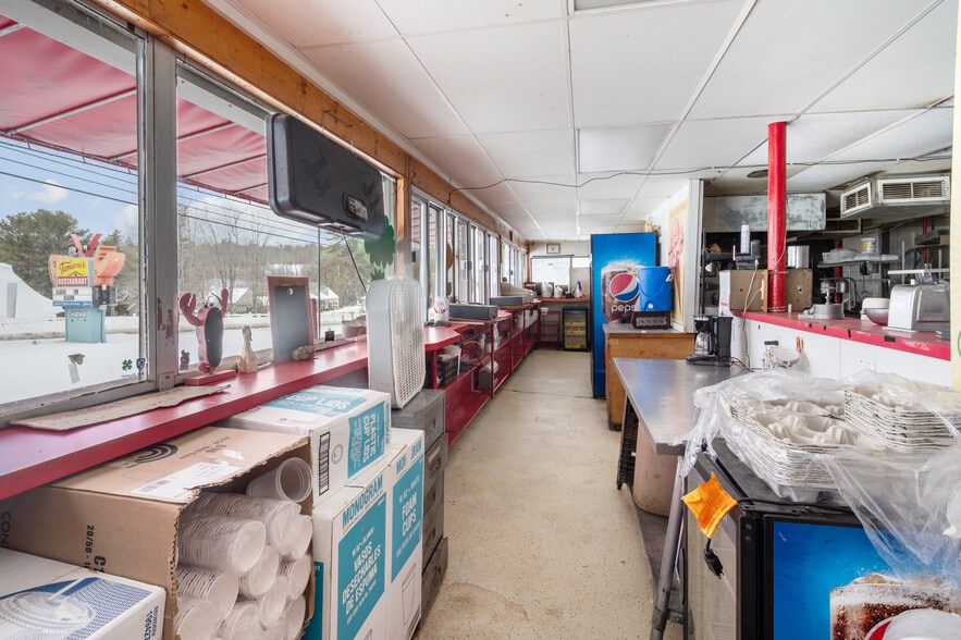 More Photos Of 691 Endicott St N, Laconia Restaurant For Sale