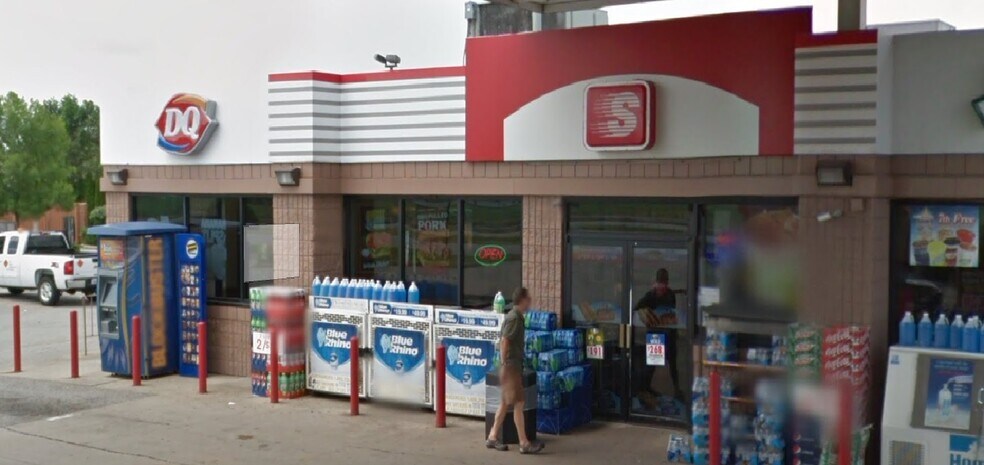 Primary Photo Of 10011 W US Highway 30, Wanatah Convenience Store For Lease