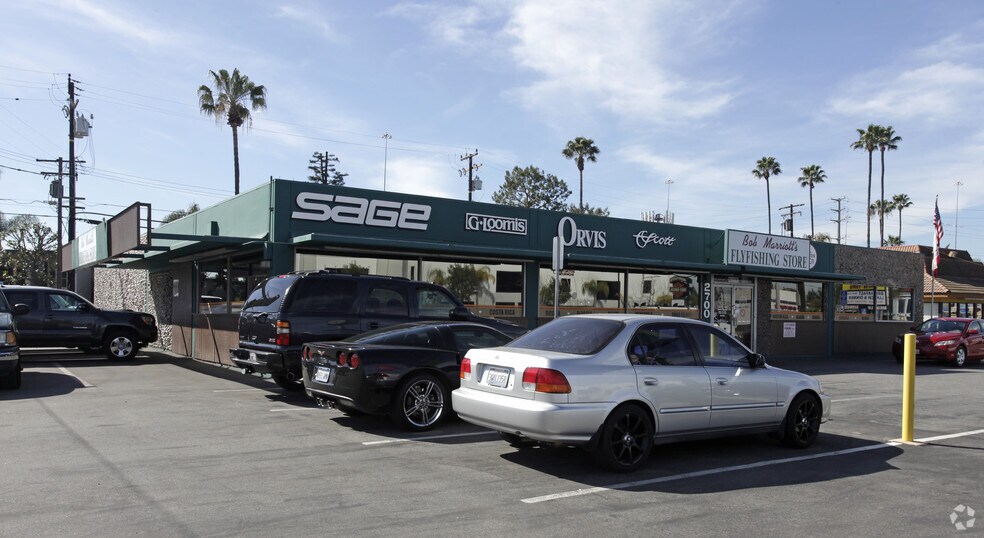 Primary Photo Of 2700 W Orangethorpe Ave, Fullerton Freestanding For Lease