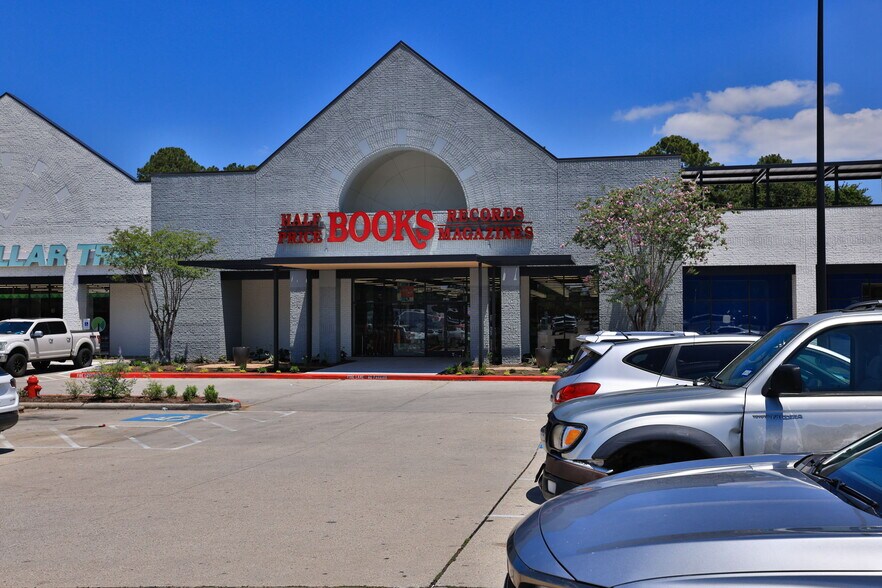 More Photos Of 9715-9785 E FM-1960 By pass, Humble Unknown For Lease