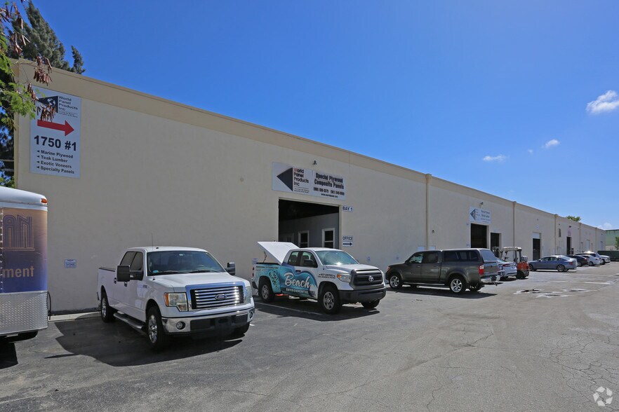 More Photos Of 1750 Australian Ave, Riviera Beach Warehouse For Lease
