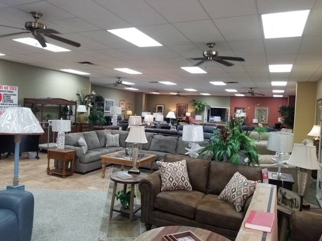 More Photos Of 32379 Broadway St, Sebring Storefront For Sale