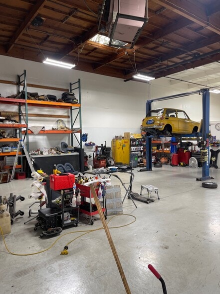 More Photos Of 3440 Stanley Blvd, Pleasanton Warehouse For Lease