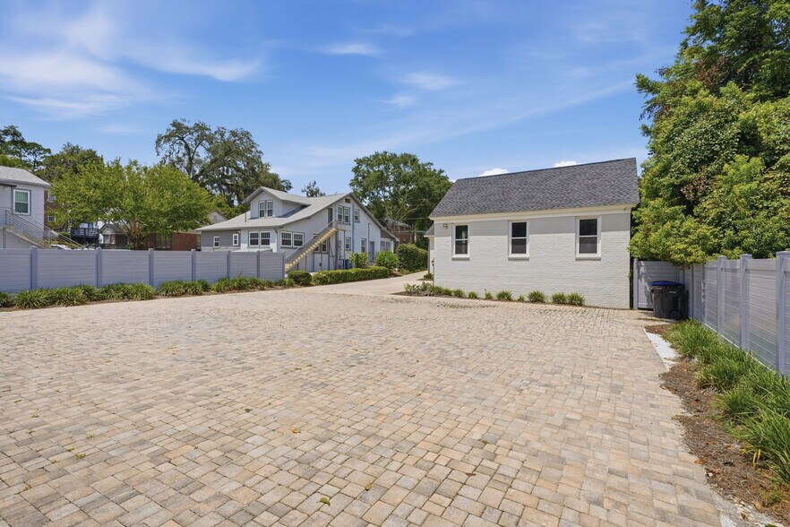 More Photos Of 537 E Park Ave, Tallahassee Office For Sale