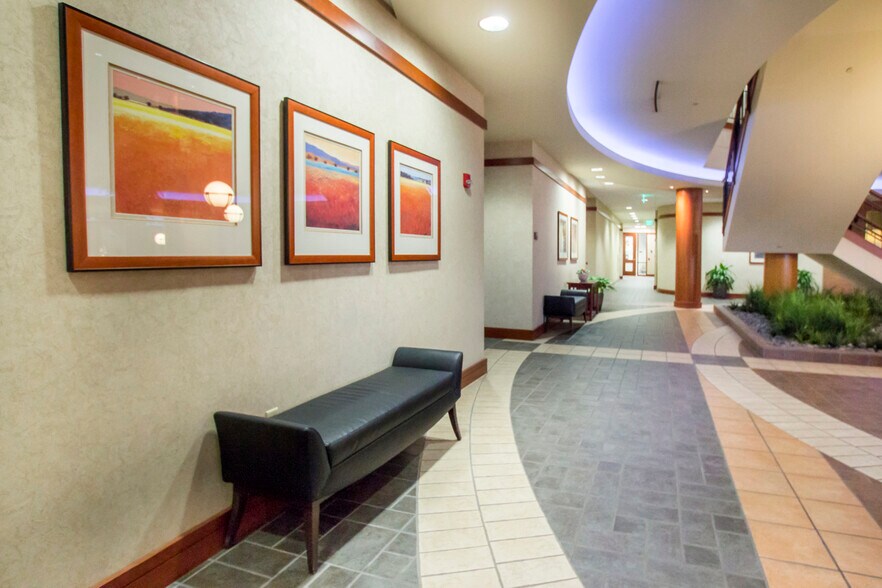 More Photos Of 10000 Innovation Dr, Wauwatosa Office For Lease