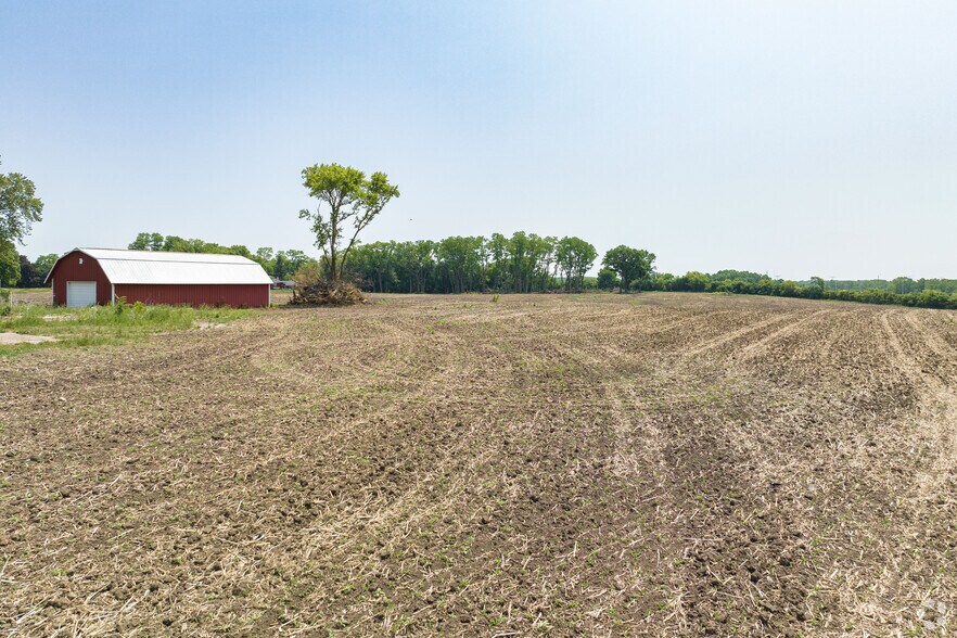 More Photos Of Interstate 94, Gurnee Land For Sale