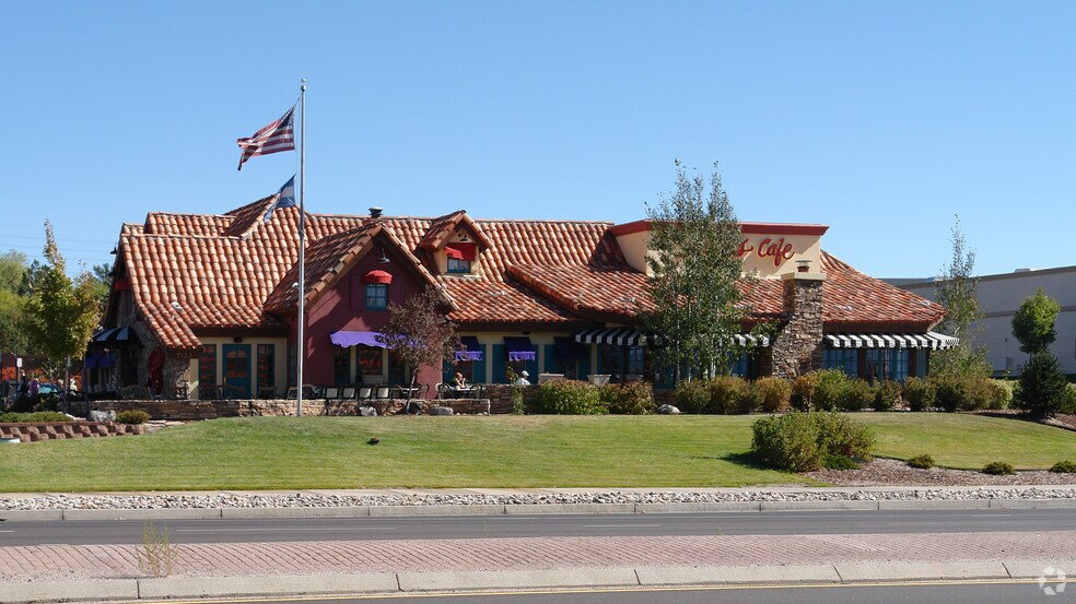 More Photos Of 7133 N Academy Blvd, Colorado Springs Restaurant For Sale