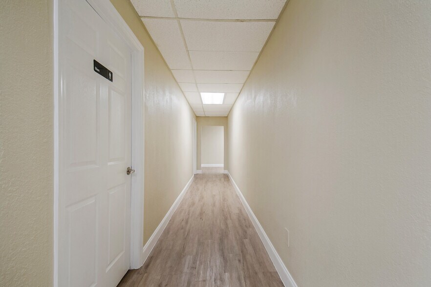 More Photos Of 440 Plumosa Ave, Casselberry Warehouse For Lease