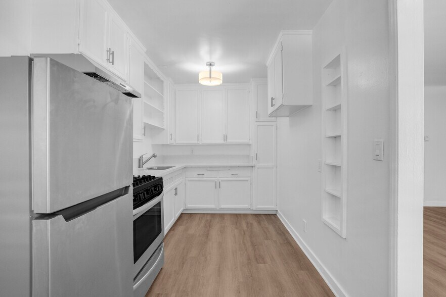 More Photos Of 1646 N Harvard Blvd, Los Angeles Apartments For Sale