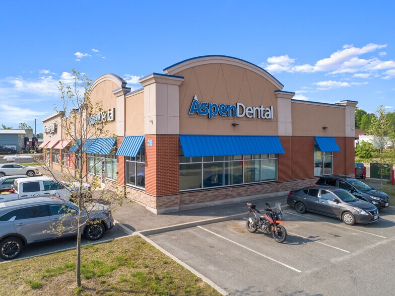 More Photos Of 208 High St, Ellsworth Freestanding For Sale