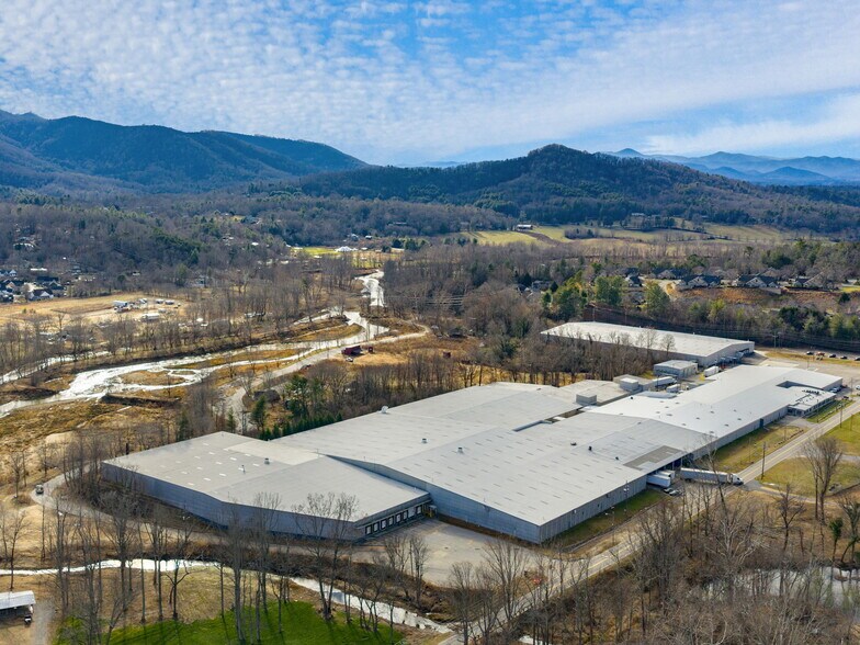 More Photos Of 875 Warren Wilson Rd, Swannanoa Manufacturing For Lease