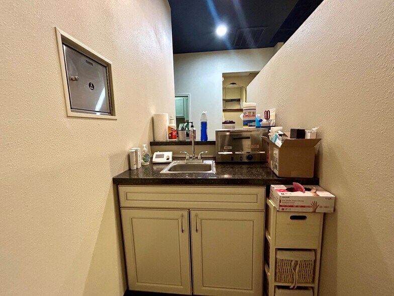 More Photos Of 3419 Caldera Blvd, Midland Medical For Sale