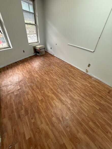 More Photos Of 64-03 Roosevelt Ave, Woodside Storefront Retail Office For Lease