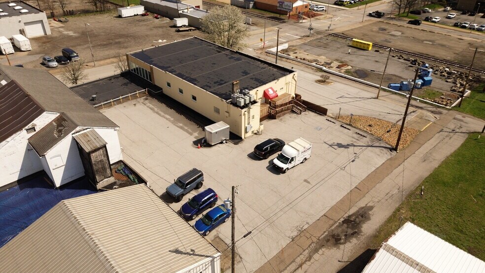 More Photos Of 630 Market St, Steubenville Office For Sale