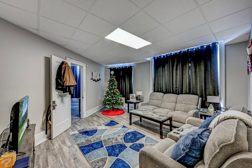 More Photos Of 310-312E Lackawanna Ave, Olyphant Apartments For Sale