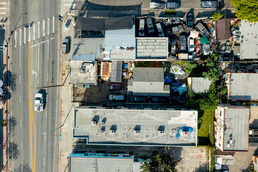 More Photos Of 6804 S Hoover St, Los Angeles Flex For Sale