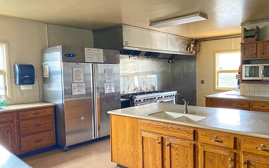 More Photos Of 5901 Linglestown Rd, Linglestown General Retail For Sale