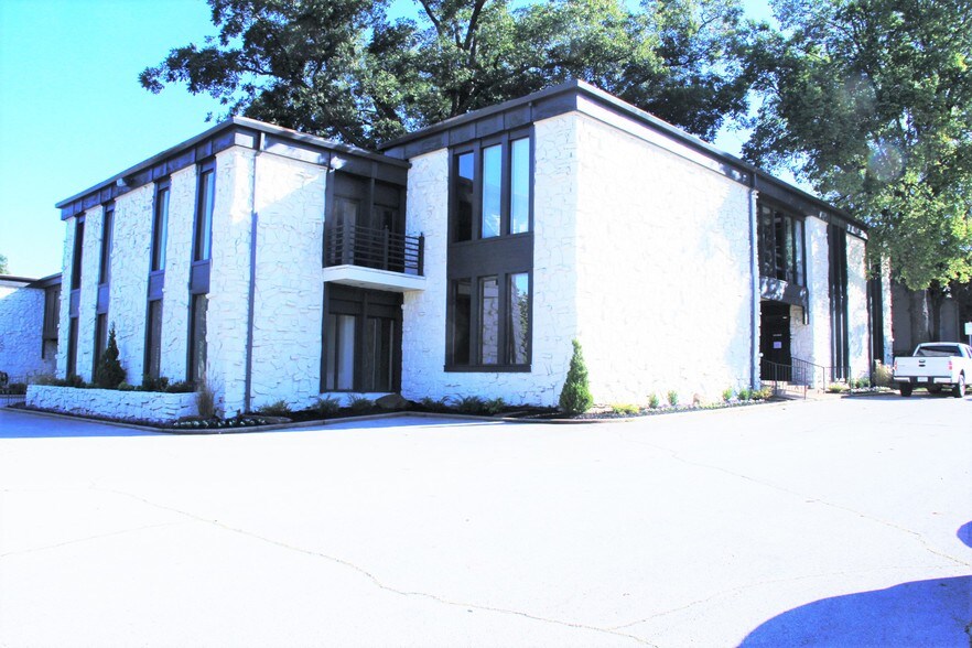 More Photos Of 5513-5539 S Lewis Ave, Tulsa Office For Lease