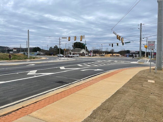 More Photos Of 1202 N Tennessee St, Cartersville Office Residential For Lease